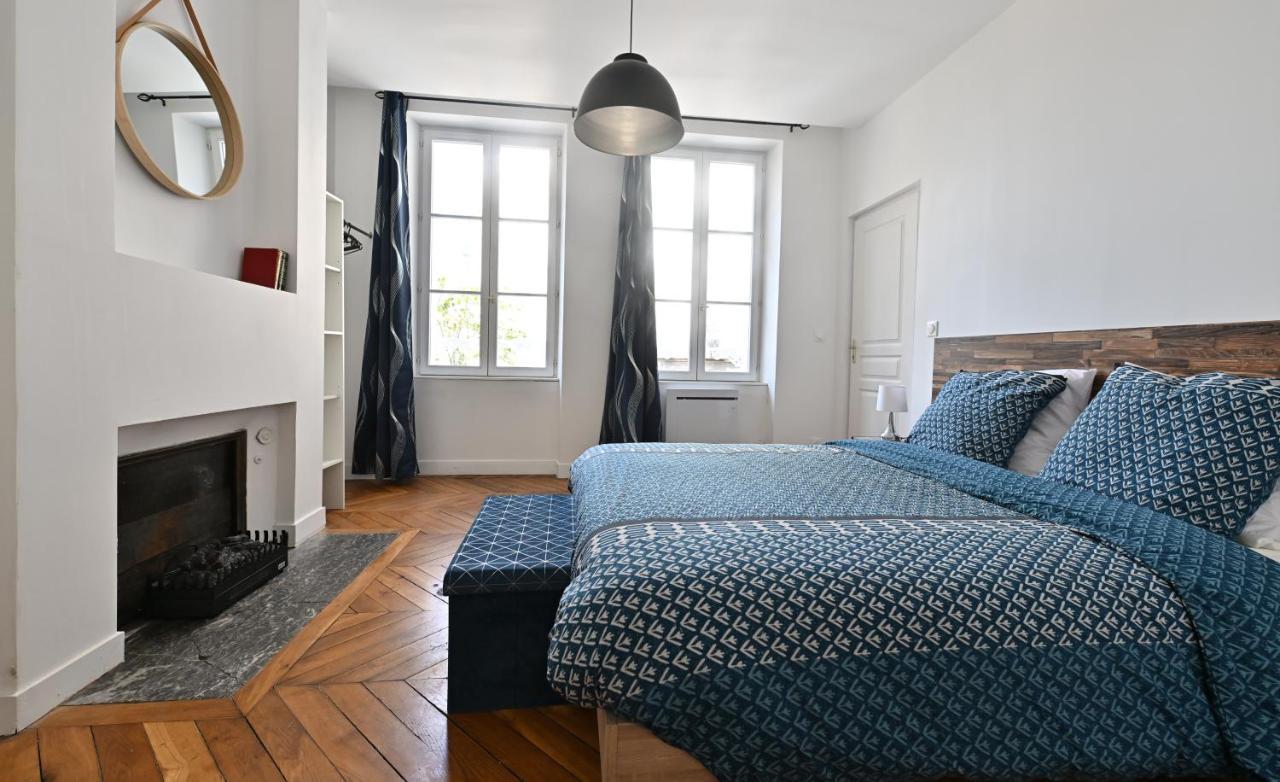 3 Appartements Premium Au Pied De La Cathedrale - Hypercentre Sens Dış mekan fotoğraf